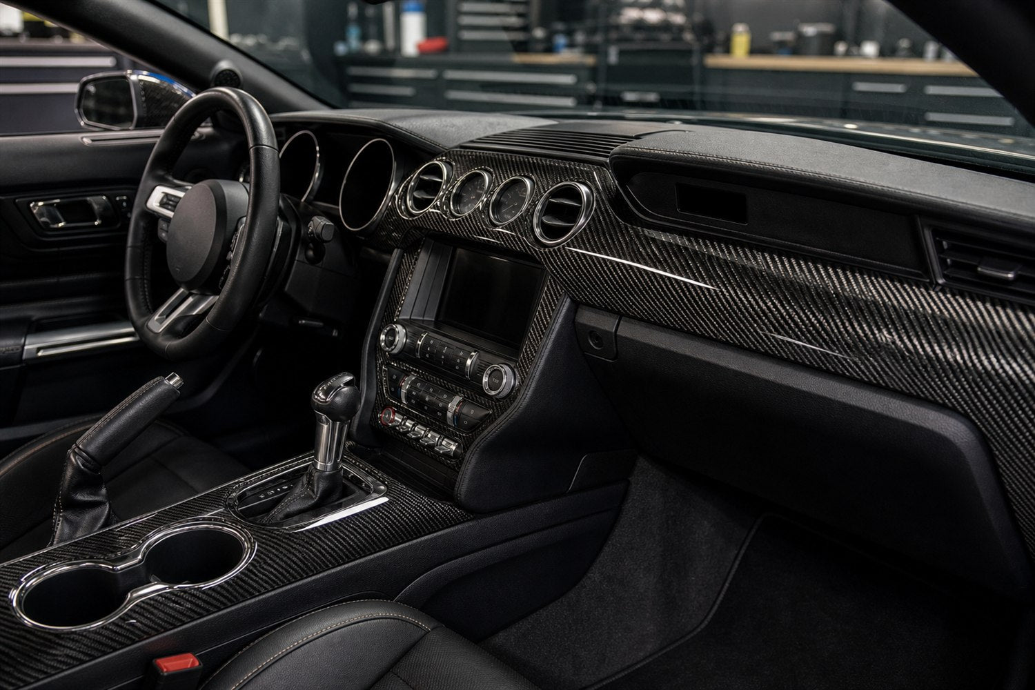 Carbon Fiber Interior Upgrades for Mustang S550: A Complete Buyer’s Guide